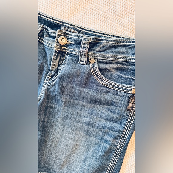SILVER JEANS Suki Flap Short Denim Blue Jean Shorts - Picture 5 of 12